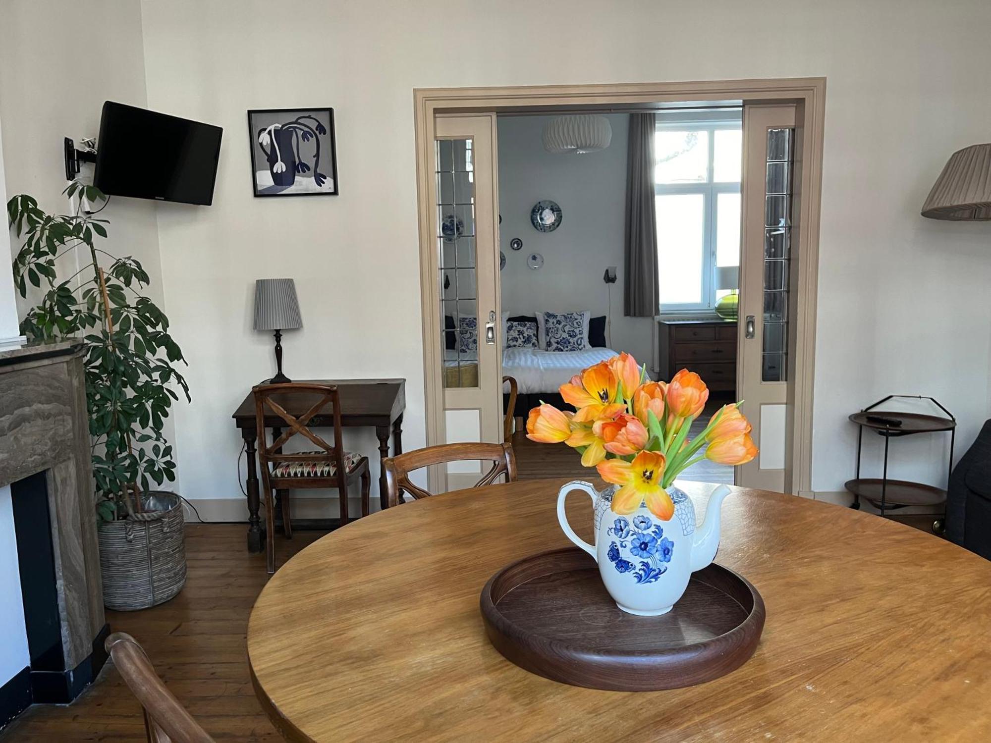 Logis Pastis Hotell Maastricht Exteriör bild