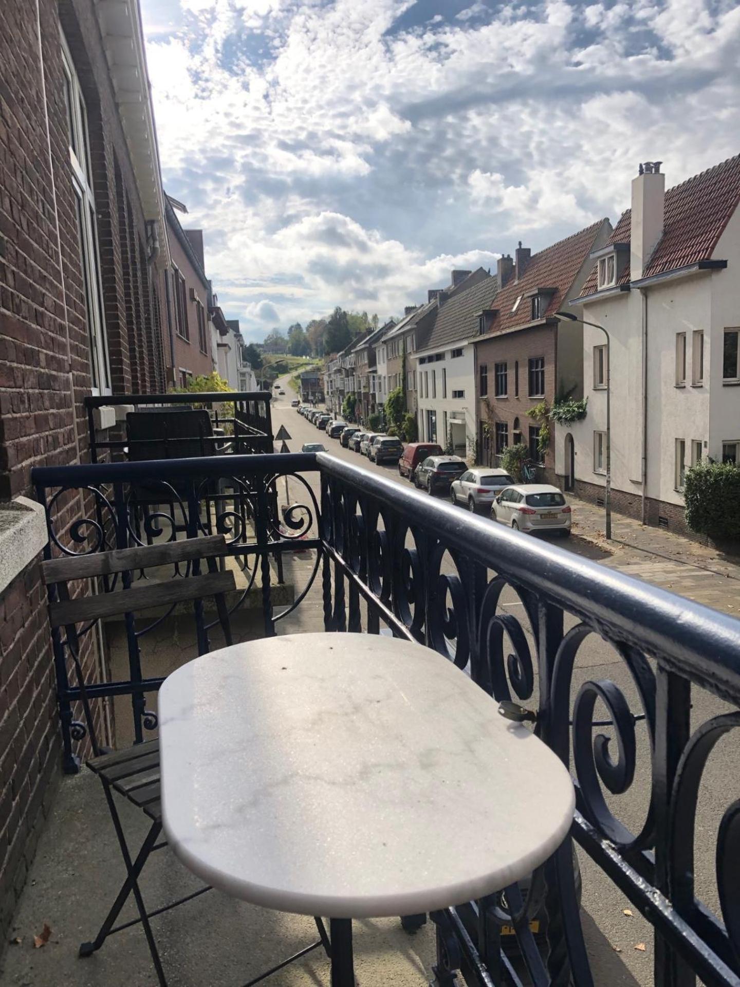 Logis Pastis Hotell Maastricht Exteriör bild