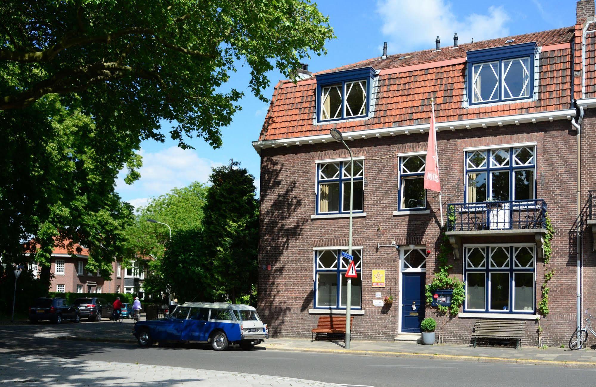 Logis Pastis Hotell Maastricht Exteriör bild