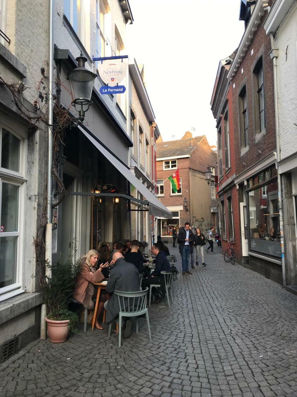 Logis Pastis Hotell Maastricht Exteriör bild